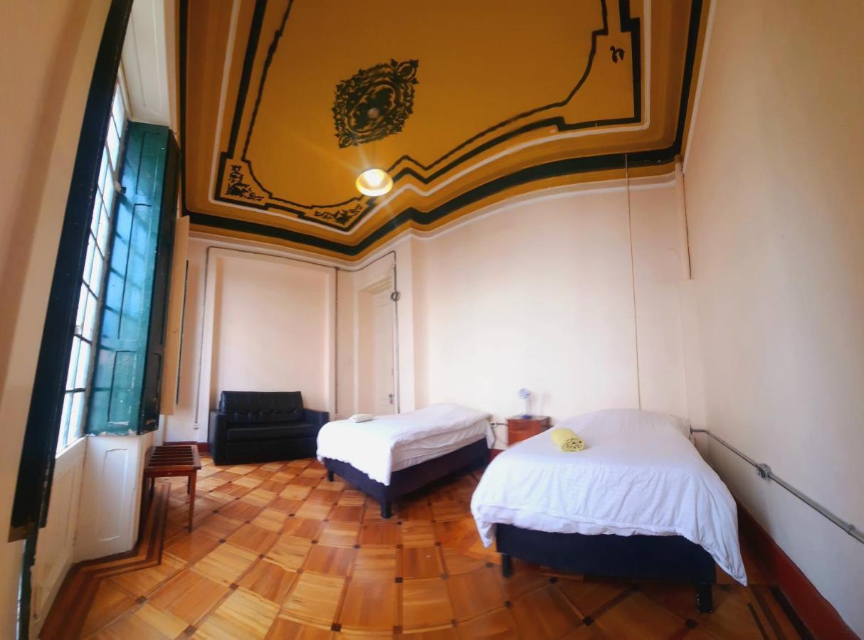Hostal R10 Μπογκοτά Εξωτερικό φωτογραφία