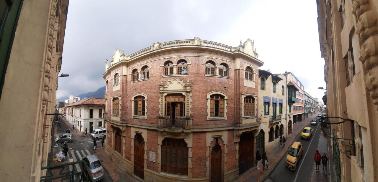 Hostal R10 Μπογκοτά Εξωτερικό φωτογραφία